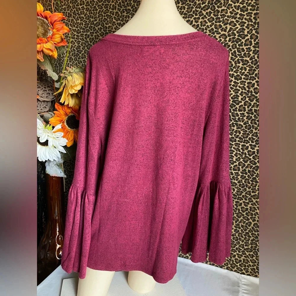 🦋B2G1🦋STUDIO JPR Red Marbled 3/4 Bell Sleeved Sweater | LARGE | - Picture 3 of 8